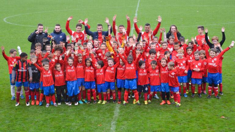 La méthode Coerver généralisée à l’ensemble  de école de foot la saison prochaine.